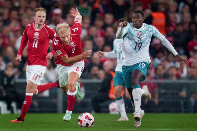 DENMARK Nations League: Denmark vs. Portugal. Denmark s Gustav Isaksen and Portugal s Nuno Mendes during the Nations League match between Denmark and Portugal at Parken on Thursday, October 1, 2026. Photo by Liselotte Sabroe, Ritzau Scanpix, Copenhagen, Denmark  Copyright: Ritzau Scanpix LiselottexSabroex spdk20261001-230744-L imago is entitled to issue a simple usage license at the time of provision. Personality and trademark rights as well as copyright laws regarding art-works shown must be observed. Commercial use at your own risk., Copenhagen Denmark