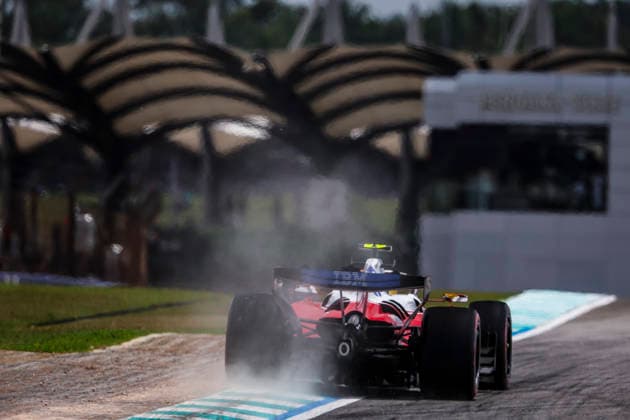 F1 - BAHRAIN GRAND PRIX IN MALAYSIA 2026 44 HAMILTON Lewis (gbr), Scuderia Ferrari SF-26, action during the 2026 Formula 1 Bahrain Grand Prix in Malaysia, 16th round of the 2026 Formula One World Championship, WM, Weltmeisterschaft from October 2 to 4, 2026 on the Sepang International Circuit, in Sepang, Malaysia - SepangMalaysia  Copyright: xANTONINxVINCENTx