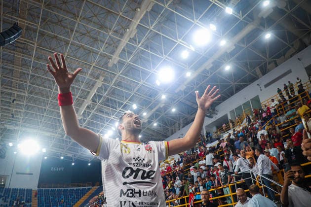 FC Barcelona, Barca v Veszprem HC - IHF Men s Handball Club World Championship, WM, Weltmeisterschaft Final A Veszprem player celebrates the victory during the IHF Men s Super Globe final between Veszprem and Barcelona at the New Administrative Capital Hall in Cairo, Egypt, on October 1, 2026. Cairo Egypt  Copyright: xAhmedxMosaadx originalFilename:mosad-notitle261001_npXJW.jpg