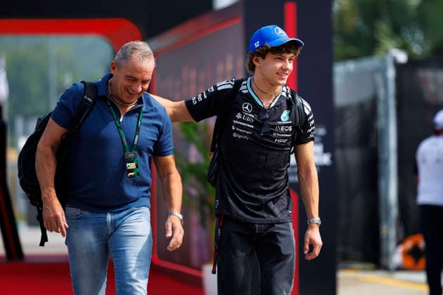RECORD DATE NOT STATED 2nd October 2026; Sepang IC, Kuala Lumpur, Malaysia; Formula 1, Bahrain Grand Prix, Free Practice Day; Kimi Antonelli (12) of Italy and Mercedes-AMG PETRONAS Formula One Team arriving at the Bahrain Grand Prix StephenxBlackberry