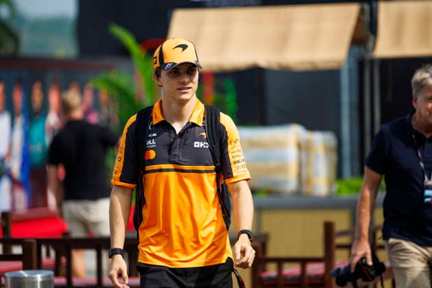 RECORD DATE NOT STATED 2nd October 2026; Sepang IC, Kuala Lumpur, Malaysia; Formula 1, Bahrain Grand Prix, Free Practice Day; Oscar Piastri (81) of Australia and McLaren Mastercard F1 Team arriving at the Bahrain Grand Prix StephenxBlackberry