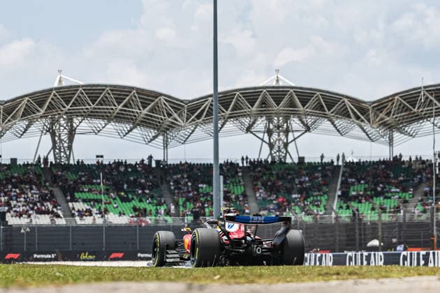 SEPANG, SGR - OCTOBER 02: Lewis Hamilton of Great Britain and Scuderia Ferrari HP in action during friday free practice of the Formula 1 Gulf Air Bahrain Grand Prix on October 02, 2026 held at Sepang International Circuit in Sepang, Malaysia. (Photo by Hazrin Yeob Men Shah Icon Sportswire) AUTO: OCT 02 F1 Bahrain Grand Prix in Malaysia EDITORIAL USE ONLY Icon3782610025211