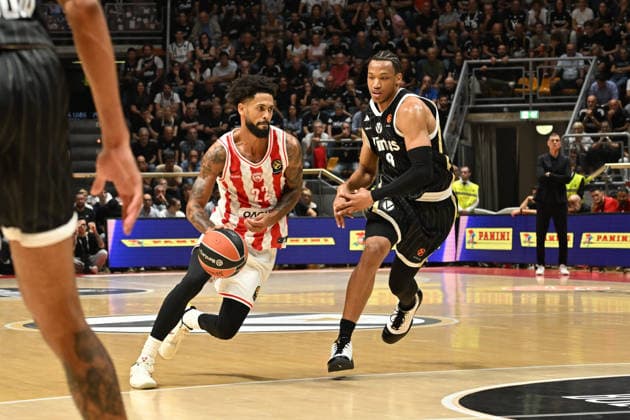 Virtus Bologna v Olympiacos Piraeus - Euroleague 2026 2027 Tyler Dorsey of Olympiacos Piraeus Basketball plays during the EuroLeague Basketball Championship 2026 2027, Matchday 3 of the Regular Season game between Virtus Bologna and Olympiacos Piraeus at PalaDozza in Bologna, Italy, on October 1, 2026. Bologna Italy Italy Copyright: xRobertoxTommasinix originalFilename:tommasini-virtusbo261001_npR6e