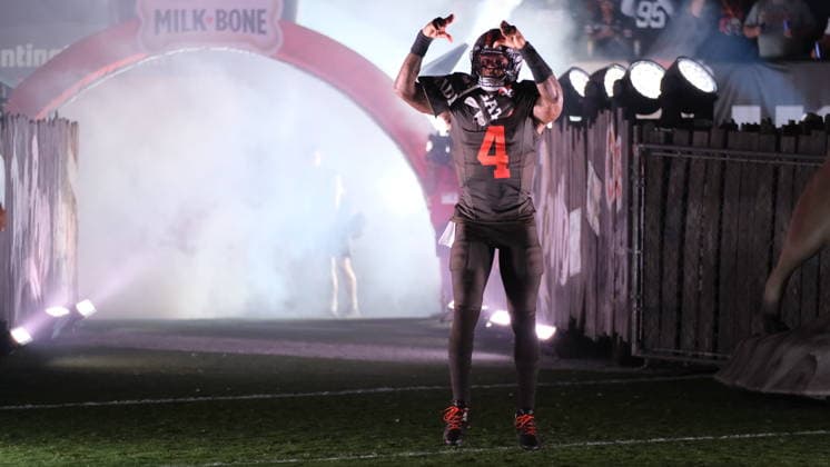 Oct 01, 2026; Deshaun Watson 4 during the Pittsburgh Steelers vs Cleveland Browns game in Cleveland, OH, USA; at Huntington Bank Field. Mandatory Credit: -Cal Media Cleveland USA - ZUMAcp5_ 20261001_faf_cp5_008 Copyright: xJasonxPohuskix