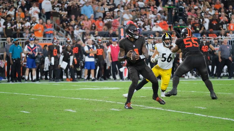 Oct 01, 2026; Deshaun Watson 4 during the Pittsburgh Steelers vs Cleveland Browns game in Cleveland, OH, USA; at Huntington Bank Field. Mandatory Credit: -Cal Media Cleveland USA - ZUMAcp5_ 20261001_faf_cp5_028 Copyright: xJasonxPohuskix