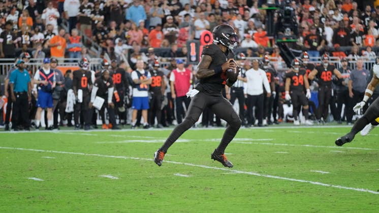 Oct 01, 2026; Deshaun Watson 4 during the Pittsburgh Steelers vs Cleveland Browns game in Cleveland, OH, USA; at Huntington Bank Field. Mandatory Credit: -Cal Media Cleveland USA - ZUMAcp5_ 20261001_faf_cp5_031 Copyright: xJasonxPohuskix