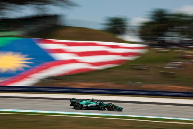 F1 - BAHRAIN GRAND PRIX IN MALAYSIA 2026 14 ALONSO Fernando (spa), Aston Martin F1 Team AMR26, action during the 2026 Formula 1 Bahrain Grand Prix in Malaysia, 16th round of the 2026 Formula One World Championship, WM, Weltmeisterschaft from October 2 to 4, 2026 on the Sepang International Circuit, in Sepang, Malaysia - SepangMalaysia Copyright: xEricxAlonsox