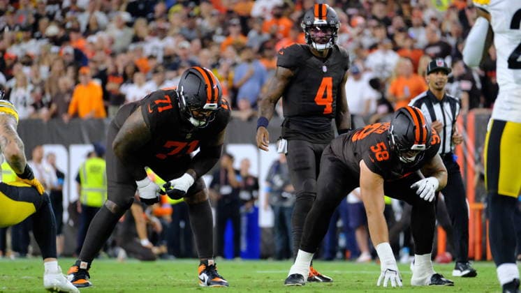 Oct 01, 2026; Deshaun Watson 4 during the Pittsburgh Steelers vs Cleveland Browns game in Cleveland, OH, USA; at Huntington Bank Field. Mandatory Credit: -Cal Media Cleveland USA - ZUMAcp5_ 20261001_faf_cp5_069 Copyright: xJasonxPohuskix