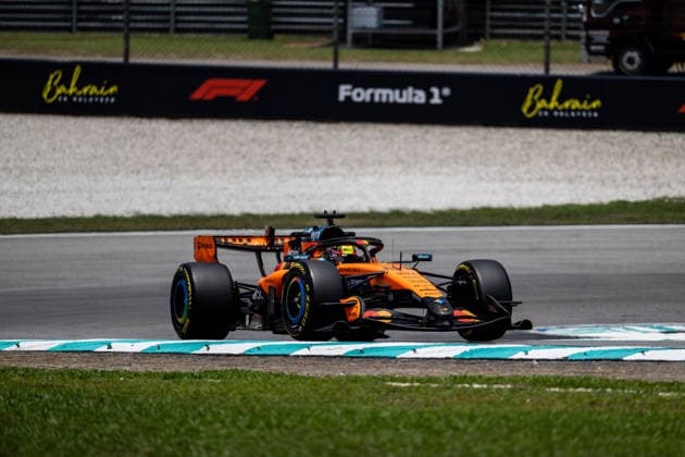 F1 - BAHRAIN GRAND PRIX IN MALAYSIA 2026 81 PIASTRI Oscar (aus), McLaren F1 Team MCL40, action during the 2026 Formula 1 Bahrain Grand Prix in Malaysia, 16th round of the 2026 Formula One World Championship, WM, Weltmeisterschaft from October 2 to 4, 2026 on the Sepang International Circuit, in Sepang, Malaysia - SepangMalaysia  Copyright: xALBERTOxVIMERCATIx