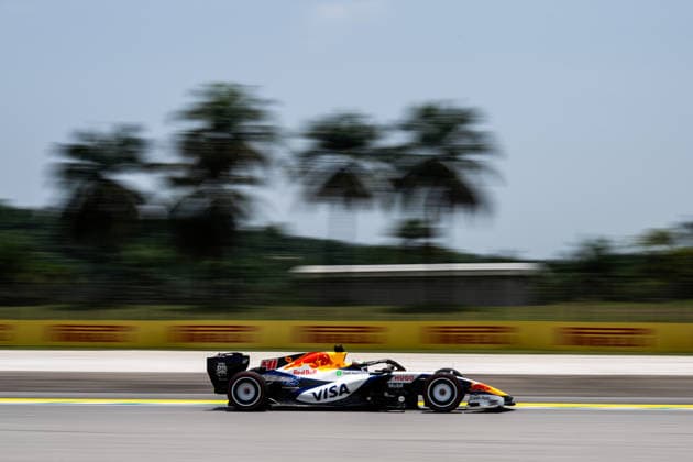 F1 - BAHRAIN GRAND PRIX IN MALAYSIA 2026 41 LINDBLAD Arvid (gbr), Visa Cash App RB F1 Team VCARB03, action during the 2026 Formula 1 Bahrain Grand Prix in Malaysia, 16th round of the 2026 Formula One World Championship, WM, Weltmeisterschaft from October 2 to 4, 2026 on the Sepang International Circuit, in Sepang, Malaysia - SepangMalaysia  Copyright: xALBERTOxVIMERCATIx