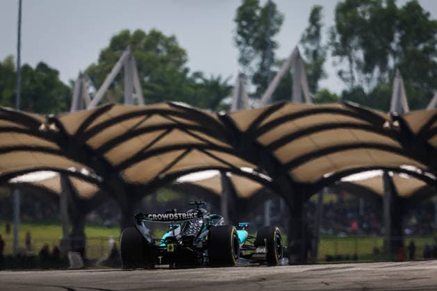 F1 - BAHRAIN GRAND PRIX IN MALAYSIA 2026 63 RUSSELL George (gbr), Mercedes AMG F1 Team W17, action during the 2026 Formula 1 Bahrain Grand Prix in Malaysia, 16th round of the 2026 Formula One World Championship, WM, Weltmeisterschaft from October 2 to 4, 2026 on the Sepang International Circuit, in Sepang, Malaysia - SepangMalaysia Copyright: xANTONINxVINCENTx