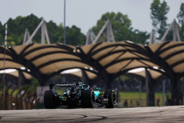 F1 - BAHRAIN GRAND PRIX IN MALAYSIA 2026 63 RUSSELL George (gbr), Mercedes AMG F1 Team W17, action during the 2026 Formula 1 Bahrain Grand Prix in Malaysia, 16th round of the 2026 Formula One World Championship, WM, Weltmeisterschaft from October 2 to 4, 2026 on the Sepang International Circuit, in Sepang, Malaysia - SepangMalaysia Copyright: xANTONINxVINCENTx