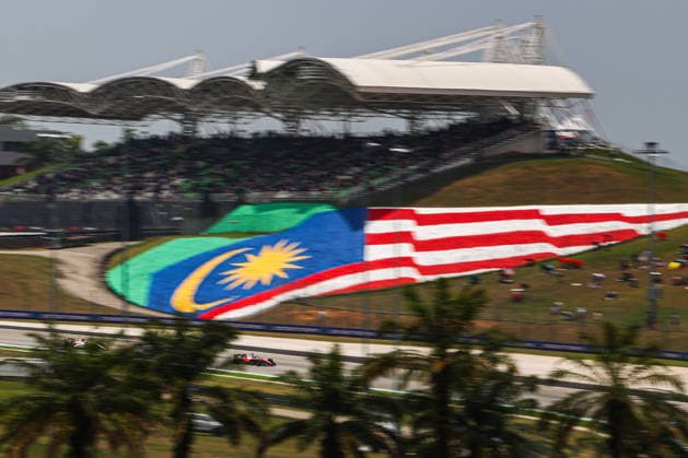 F1 - BAHRAIN GRAND PRIX IN MALAYSIA 2026 16 LECLERC Charles (mco), Scuderia Ferrari SF-26, action during the 2026 Formula 1 Bahrain Grand Prix in Malaysia, 16th round of the 2026 Formula One World Championship, WM, Weltmeisterschaft from October 2 to 4, 2026 on the Sepang International Circuit, in Sepang, Malaysia - SepangMalaysia  Copyright: xANTONINxVINCENTx