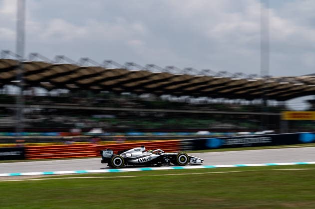F1 - BAHRAIN GRAND PRIX IN MALAYSIA 2026 11 PEREZ Sergio (mex), Cadillac F1 Team MAC-26, action during the 2026 Formula 1 Bahrain Grand Prix in Malaysia, 16th round of the 2026 Formula One World Championship, WM, Weltmeisterschaft from October 2 to 4, 2026 on the Sepang International Circuit, in Sepang, Malaysia - SepangMalaysia Copyright: xALBERTOxVIMERCATIx