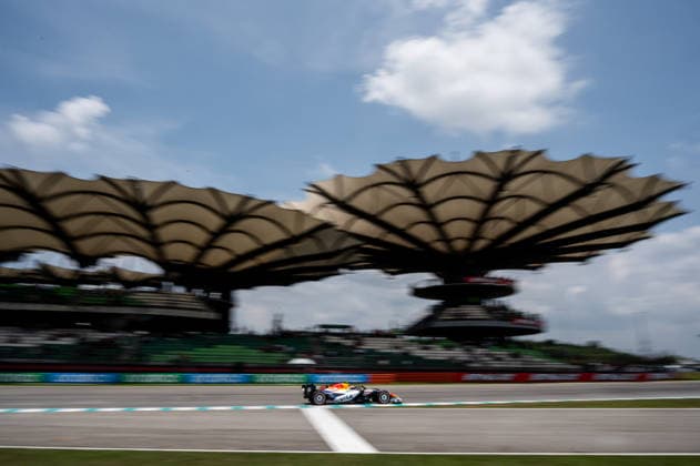 F1 - BAHRAIN GRAND PRIX IN MALAYSIA 2026 30 LAWSON Liam (nzl), Visa Cash App RB F1 Team VCARB03, action during the 2026 Formula 1 Bahrain Grand Prix in Malaysia, 16th round of the 2026 Formula One World Championship, WM, Weltmeisterschaft from October 2 to 4, 2026 on the Sepang International Circuit, in Sepang, Malaysia - SepangMalaysia Copyright: xALBERTOxVIMERCATIx