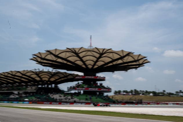 F1 - BAHRAIN GRAND PRIX IN MALAYSIA 2026 05 BORTOLETO Gabriel (bra), Audi F1 Team R26, action during the 2026 Formula 1 Bahrain Grand Prix in Malaysia, 16th round of the 2026 Formula One World Championship, WM, Weltmeisterschaft from October 2 to 4, 2026 on the Sepang International Circuit, in Sepang, Malaysia - SepangMalaysia Copyright: xALBERTOxVIMERCATIx