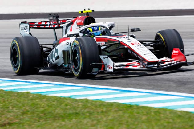 RECORD DATE NOT STATED 2nd October 2026; Sepang IC, Kuala Lumpur, Malaysia; Formula 1, Bahrain Grand Prix, Free Practice Day; Oliver Bearman (87) of Great Britain and TGR Haas F1 Team during free practice 1 at the Bahrain Grand Prix StephenxBlackberry