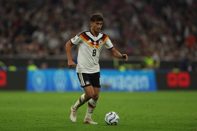 MUNICH, GERMANY - OCTOBER 01: Tom Bischof of Germany national team, Nationalteam controls ball during the UEFA Nations League 2026 27 League A match between Germany and Serbia at Allianz Arena on October 01, 2026 in Munich, Germany. Germany National team v Serbia National team Copyright: xARTx