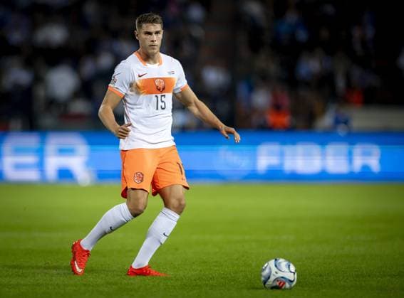 THESSALONIKI - Micky van de Ven of the Netherlands during the UEFA Nations League match between Greece and the Netherlands at Toumba Stadium on October 1, 2026, in Greece. KOEN VAN WEEL ANP xVIxANPxSportx xxANPxIVx 571183051 originalFilename: 571183051