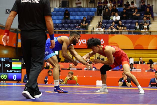 Asian Games 2026 Aichi-Nagoya, Japan Wrestling MFS 65 Kg Semifinals India™s Sujeet Vs Japan™s Olympic Gold Medalist KIYOOKA Katora Sujeet won by 3-3 and entered finals. VPOI 3-1 with points - with Point (s) scored by the opponent. Aichi, Nagoya Japan Copyright: xSeshadrixSukumarx