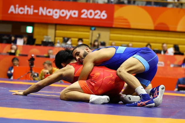Asian Games 2026 Aichi-Nagoya, Japan Wrestling MFS 65 Kg Semifinals India™s Sujeet Vs Japan™s Olympic Gold Medalist KIYOOKA Katora Sujeet won by 3-3 and entered finals. VPOI 3-1 with points - with Point (s) scored by the opponent. Aichi, Nagoya Japan Copyright: xSeshadrixSukumarx