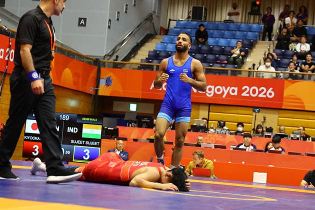 Asian Games 2026 Aichi-Nagoya, Japan Wrestling MFS 65 Kg Semifinals India™s Sujeet Vs Japan™s Olympic Gold Medalist KIYOOKA Katora Sujeet won by 3-3 and entered finals. VPOI 3-1 with points - with Point (s) scored by the opponent. Aichi, Nagoya Japan Copyright: xSeshadrixSukumarx