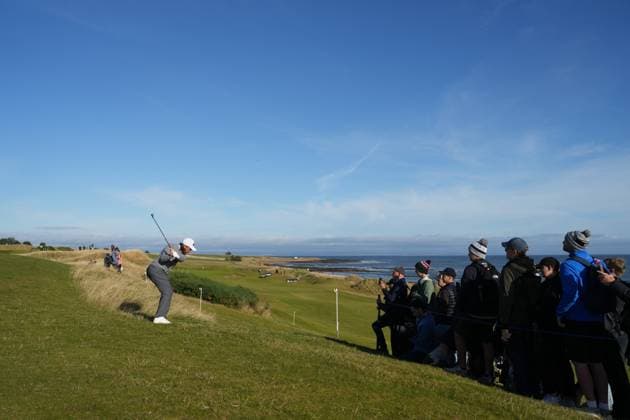 Tommy Fleetwood plays from the rough on the 3rd hole. Alfred Dunhill Links Championship, Round 2, Kingsbarns, Tayside, UK, Scotland - 02 Oct 2026 United Kingdom  Copyright: xStuartxWallace Shutterstockx 17181491c
