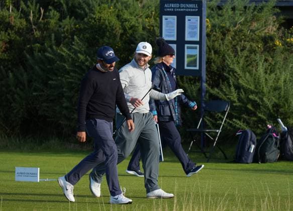 Pablo Larazabal and Michael Stewart on the first tee. Alfred Dunhill Links Championship, Round 2, Kingsbarns, Tayside, UK, Scotland - 02 Oct 2026 United Kingdom  Copyright: xStuartxWallace Shutterstockx 17181491p