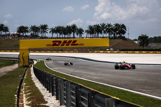 2026 Formula One Bahrain Grand Prix Sepang Circuit, Kuala Lumpur, Malaysia. 2.October.2026; Lewis Hamilton of Great Britain and Scuderia Ferrari HP during Free Practice 1 Formula One Bahrain Grand Prix Kuala Lumpur Sepang Circuit Malaysia Copyright: xJayxHiranox