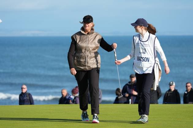 Angie Watson, playing parter of her husband Bubba Watson, on the 4th green. Alfred Dunhill Links Championship, Round 2, Kingsbarns, Tayside, UK, Scotland - 02 Oct 2026 United Kingdom  Copyright: xStuartxWallace Shutterstockx 17181491u