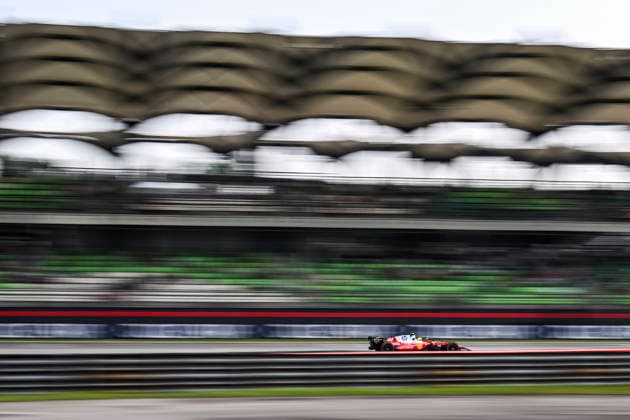 F1 - BAHRAIN GRAND PRIX IN MALAYSIA 2026 44 HAMILTON Lewis (gbr), Scuderia Ferrari SF-26, action during the 2026 Formula 1 Bahrain Grand Prix in Malaysia, 16th round of the 2026 Formula One World Championship, WM, Weltmeisterschaft from October 2 to 4, 2026 on the Sepang International Circuit, in Sepang, Malaysia - SepangMalaysia  Copyright: xANTONINxVINCENTx