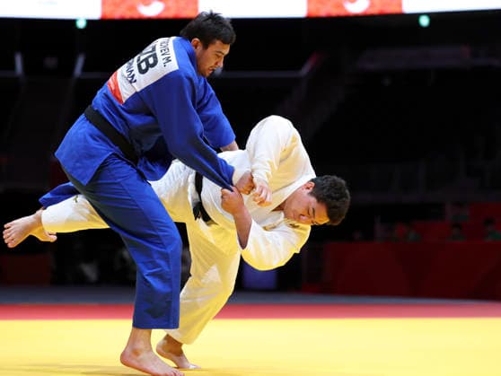 (261002) -- NAGOYA, Oct. 2, 2026 -- Ota Hyoga (R) of Japan vies with Muzaffarbek Turoboyev of Uzbekistan during the men +100kg final of Judo at the 20th Asian Games Aichi-Nagoya 2026 in Nagoya, Japan, Oct. 2, 2026. ) (SP)JAPAN-NAGOYA-ASIAN GAMES-JUDO-MEN +100KG YaoxQilin