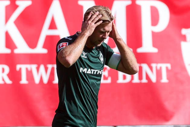 Niclas Fuellkrug of Werder Bremen looks disappointed during the friendly match between FC Twente Enschede and Werder Bremen at De Grolsch Veste on October 2, 2026, in Enschede, Netherlands Photo by Marco Steinbrenner DeFodi Images Niclas Fuellkrug of Werder Bremen looks dejected during the friendly match between FC Twente Enschede and Werder Bremen at De Grolsch Veste on October 2, 2026, in Enschede, Netherlands Photo by Marco Steinbrenner, DeFodi Images Photo by Marco Steinbrenner, DeFodi Images