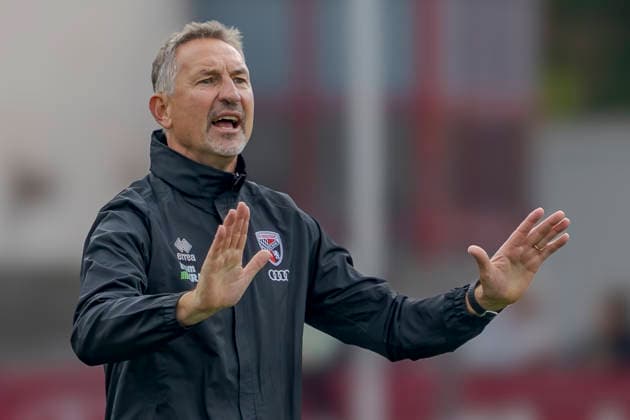 Nuremberg, Germany, October 2, 2026; Friendly Match 2026–2027: 1. FC Nuremberg vs. FC Ingolstadt 04. Pictured: FCI coach Achim Beierlorzer gesturing on the field at Sportpark Valznerweiher in Bavaria. Copyright: xFotostandx xSchäferx