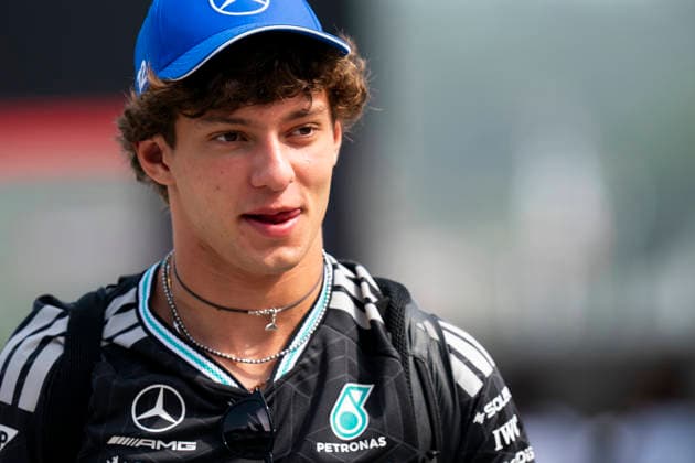 FORMULA 1 BAHRAIN GRAND PRIX IN MALAYSIA 2026 Kimi Antonelli (ITA) 12 Mercedes arriving for practice during the Formula 1 Gulf Air Bahrain Grand Prix in Malaysia 2026, Round 16 of the 2026 Formula 1 World Championship, WM, Weltmeisterschaft from 2nd - 4th October 2026 at Sepang International Circuit, Sepang, Malaysia. Credit: Robbie Hoad Every Second Media Editorial use only. All images are copyright Every Second Media Limited. No images may be reproduced without prior permission. Copyright: xIMAGO EveryxSecondxMediax ESM-2195-0188 RobbiexHoadx xEveryxSecondxMediax