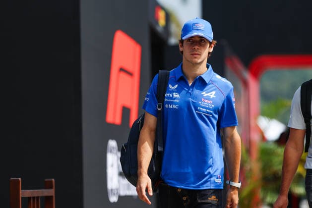 COLAPINTO Franco (Argentina), Alpine F1 Team A526, portrait at the 2026 Formula 1 Bahrain Grand Prix in Malaysia, 81 PIASTRI Oscar (Australia), McLaren F1 Team MCL40, action F1 GP 16 Bahrain 2026 in Malaysia COLAPINTO Franco arg, Alpine F1 Team A526, portrait during the 2026 Formula 1 Bahrain Grand Prix in Malaysia, the 16th round of the 2026 Formula One World Championship from October 2 to 4, 2026 at the Sepang International Circuit in Sepang, Malaysia. Photo by Antonin Vincent DPPI Malaysia