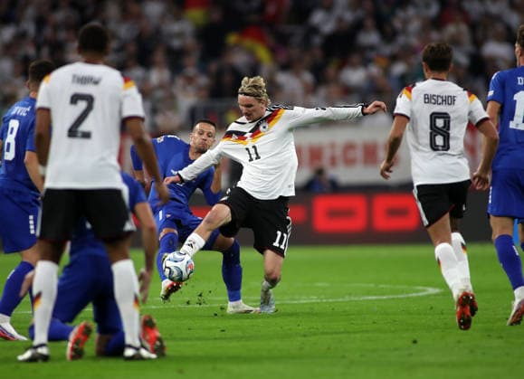 Germany vs. Serbia, Soccer, Men s, 2026–2027 Season, International Match, Nations League, Matchday 3, League A, Group 2, Allianz Arena: Nick Woltemade of Germany in a tackle for the ball, game action