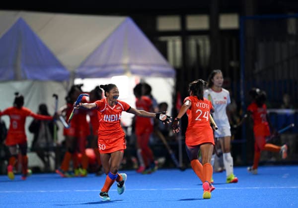 (261002) -- GIFU, Oct. 2, 2026 -- Salima Tete (L) and Jyoti of India celebrate during the women hockey final match between China and India at 20th Asian Games Aichi-Nagoya 2026 in Gifu, Japan, Oct. 2, 2026. ) (SP)JAPAN-GIFU-ASIAN GAMES-HOCKEY-WOMEN-FINAL LiuxLei 