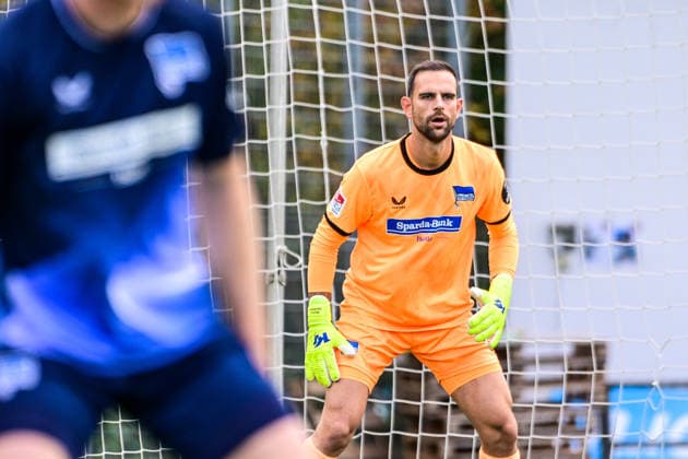 October 2, 2026, Germany, Soccer, Men s, FSP, FC Augsburg vs. Hertha BSC Berlin Marius Gersbeck Hertha BSC, 1 Augsburg Paul Renz Academy Bavaria Germany Copyright: xNordphotox xHafnerx
