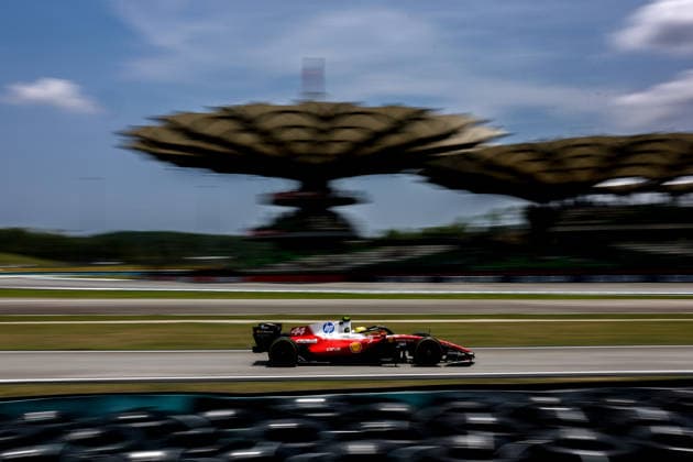 44 HAMILTON Lewis (GBR), Scuderia Ferrari SF 26, action from the 2026 Bahrain F1 Grand Prix (Round 16) in Malaysia, 2026 Bahrain F1 Grand Prix (Round 16) in Malaysia, 81 PIASTRI Oscar (AUS), McLaren F1 Team MCL40, action from the 2026 Bahrain F1 Grand Prix, Round 16, held in Malaysia during the 2026 Formula 1 Bahrain Grand Prix in Malaysia, the 16th round of the 2026 Formula One World Championship from October 2 to 4, 2026 at the Sepang International Circuit in Sepang, Malaysia. Photo by Jiri Krenek, Active Pictures Malaysia