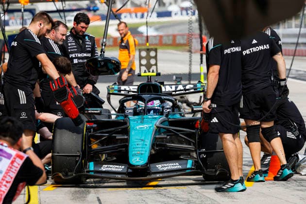 2nd October 2026; Sepang IC, Kuala Lumpur, Malaysia; Formula 1, Bahrain Grand Prix, Free Practice Day; Kimi Antonelli (12) of Italy and Mercedes-AMG PETRONAS Formula One Team in the pits during free practice 2 at the Bahrain Grand Prix StephenxBlackberry