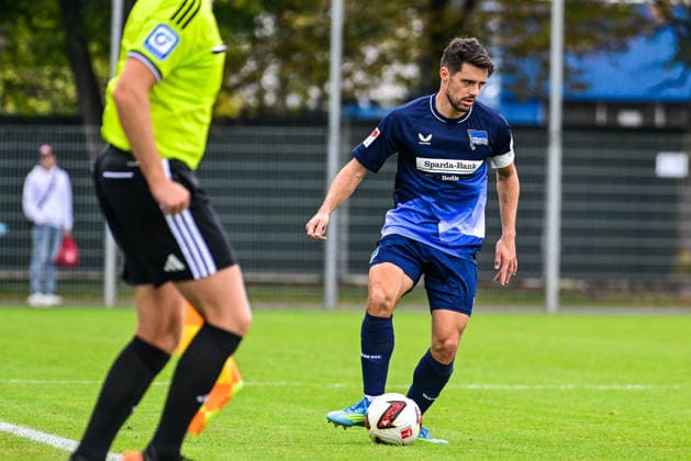 October 2, 2026, GER, Soccer, Men s, FSP, FC Augsburg vs. Hertha BSC Berlin Josip Brekalo Hertha BSC, 7 Augsburg Paul Renz Bayern Academy Germany Copyright: xNordphotox xHafnerx