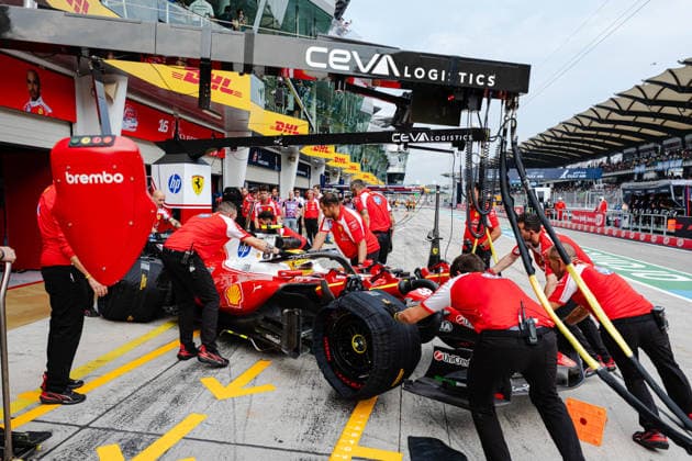 2026 Formula 1 Malaysia GP - Practices Day LEWIS HAMILTON (GBR) of Scuderia Ferrari HP FP2 on Friday during the 2026 Formula 1 Gulf Air Bahrain Grand Prix in Malaysia at Sepang International Circuit on October 2, 2026. Photo by Tan Jun Da ABACAPRESS.COM Kuala Lumpur Malaysia Copyright: xJunxDaxTan ABACAx