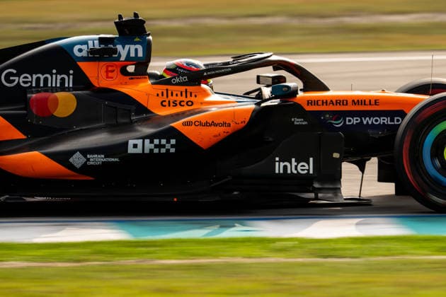 F1 - BAHRAIN GRAND PRIX IN MALAYSIA 2026 81 PIASTRI Oscar (aus), McLaren F1 Team MCL40, action during the 2026 Formula 1 Bahrain Grand Prix in Malaysia, 16th round of the 2026 Formula One World Championship, WM, Weltmeisterschaft from October 2 to 4, 2026 on the Sepang International Circuit, in Sepang, Malaysia - SepangMalaysia  Copyright: xALBERTOxVIMERCATIx