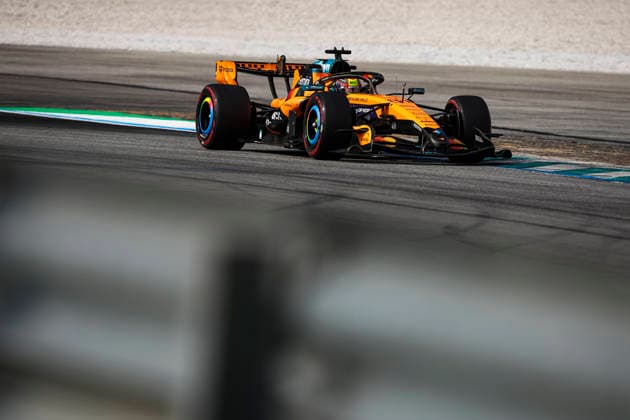 F1 - BAHRAIN GRAND PRIX IN MALAYSIA 2026 81 PIASTRI Oscar (aus), McLaren F1 Team MCL40, action during the 2026 Formula 1 Bahrain Grand Prix in Malaysia, 16th round of the 2026 Formula One World Championship, WM, Weltmeisterschaft from October 2 to 4, 2026 on the Sepang International Circuit, in Sepang, Malaysia - SepangMalaysia  Copyright: xXavixBonillax