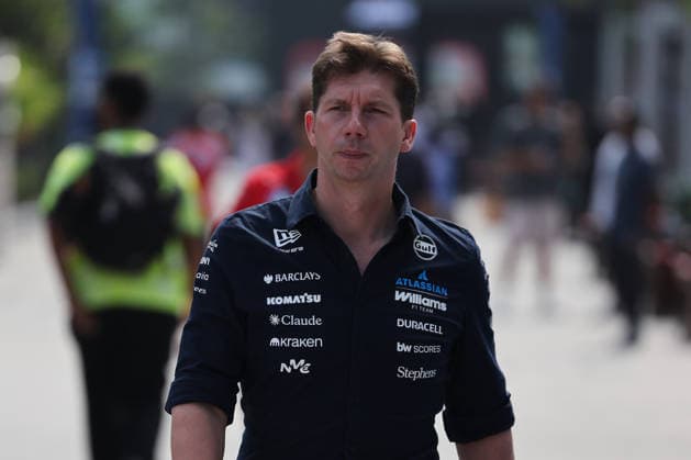 F1 Bahrain Grand Prix Practice 1 And Practice 2 James Vowles before the first practice ahead of the Formula 1 Bahrain Grand Prix at Sepang International Circuit in Sepang, Malaysia on October 2, 2026. Sepang Malaysia Copyright: xJakubxPorzyckix originalFilename:porzycki-f1bahrai261002_nplCy