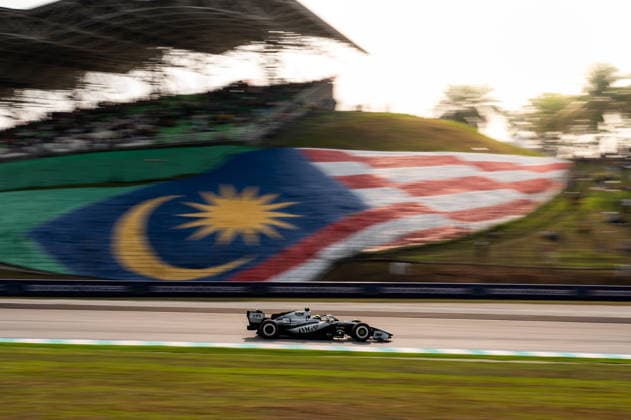 F1 - BAHRAIN GRAND PRIX IN MALAYSIA 2026 11 PEREZ Sergio (mex), Cadillac F1 Team MAC-26, action during the 2026 Formula 1 Bahrain Grand Prix in Malaysia, 16th round of the 2026 Formula One World Championship, WM, Weltmeisterschaft from October 2 to 4, 2026 on the Sepang International Circuit, in Sepang, Malaysia - SepangMalaysia Copyright: xALBERTOxVIMERCATIx