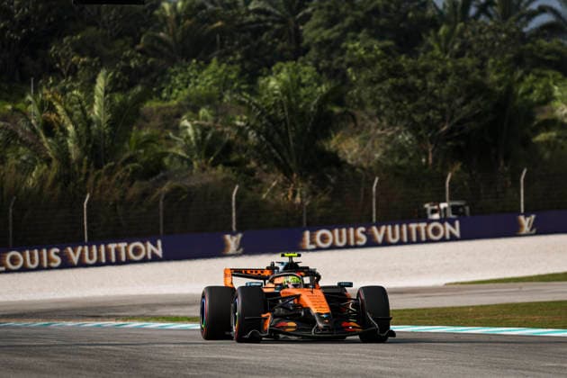 F1 - BAHRAIN GRAND PRIX IN MALAYSIA 2026 01 NORRIS Lando (gbr), McLaren F1 Team MCL40, action during the 2026 Formula 1 Bahrain Grand Prix in Malaysia, 16th round of the 2026 Formula One World Championship, WM, Weltmeisterschaft from October 2 to 4, 2026 on the Sepang International Circuit, in Sepang, Malaysia - SepangMalaysia  Copyright: xXavixBonillax
