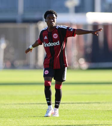 October 2, 2026, Soccer Friendly Match, Eintracht Frankfurt vs. Eintracht Braunschweig, from left, Lawrence Setodije of Eintracht Frankfurt gives instructions, gesticulates, waves his arms, gives instructions, gesticulates. DFL and DFB regulations prohibit any use of photographs as image sequences and or quasi-video. xdcx Copyright: HMBxMedia Claus