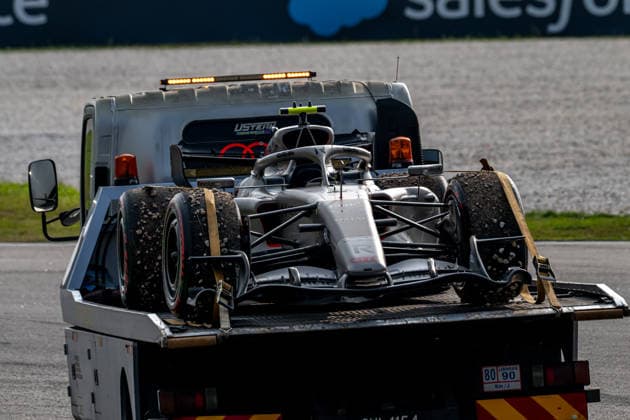 SEPANG, MALAYSIA: Gabriel Bortoleto, racing for the Audi Revolut F1 Team team during the 2026 Formula 1 Bahrain Grand Prix at the Sepang International Circuit in Sepang, Malaysia